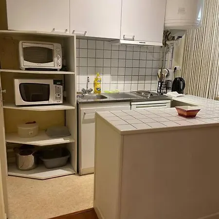 Apartment N•2 Avec Patio En Plein Coeur De La Bagneres-de-Bigorre